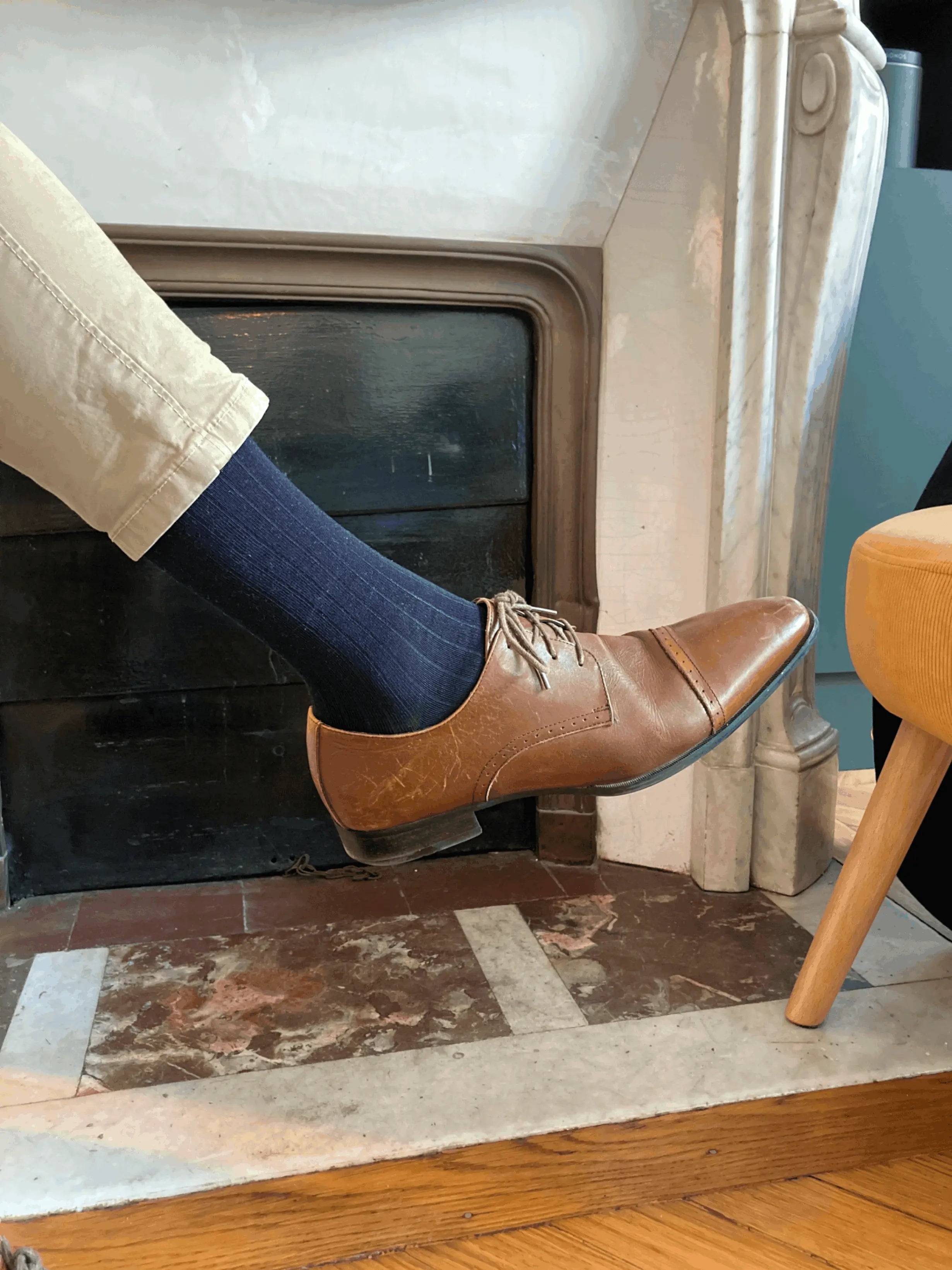 Comment associer ses chaussettes à un costume ? - Frenchaussette