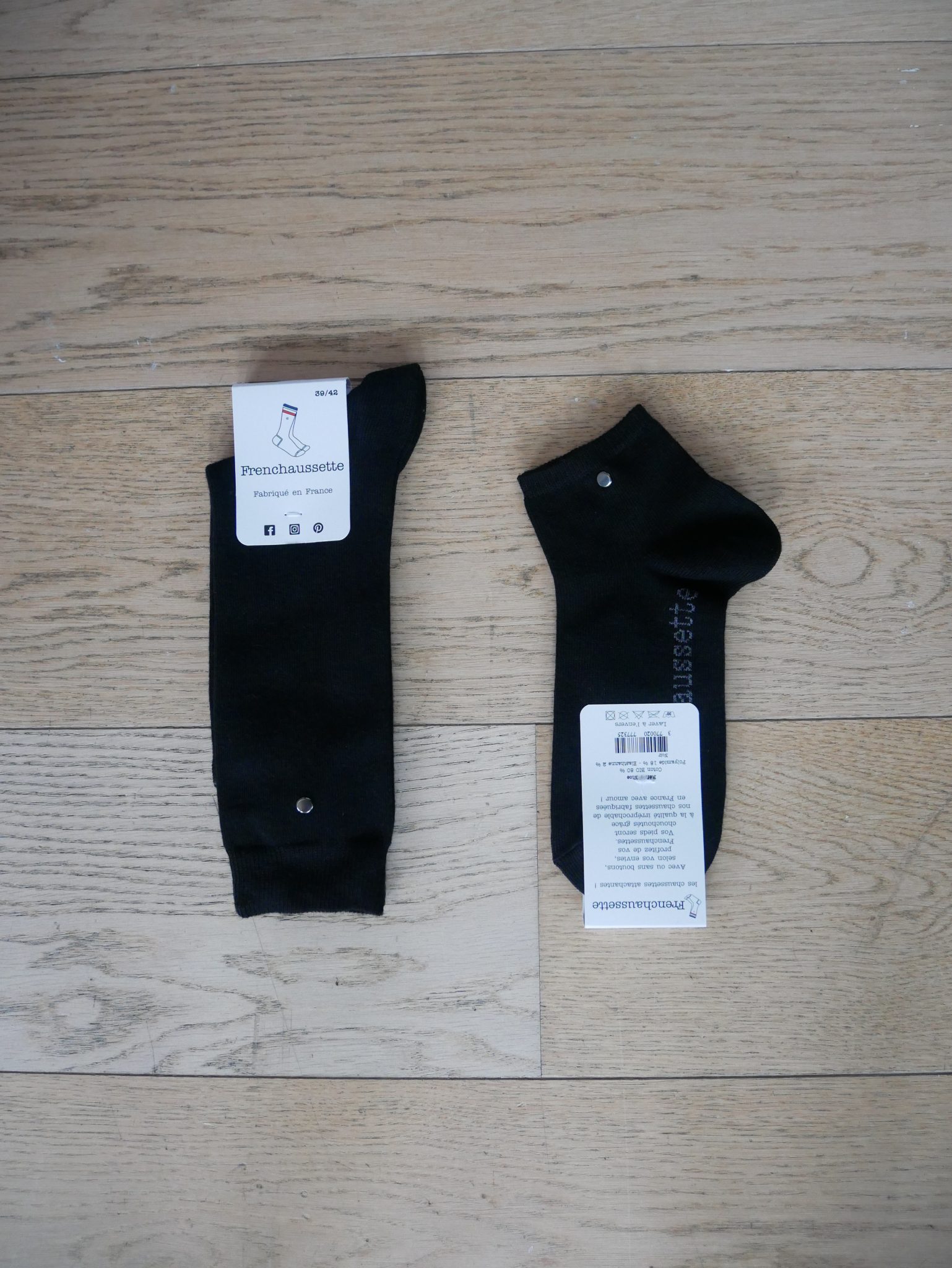 Chaussettes avec bouton pression