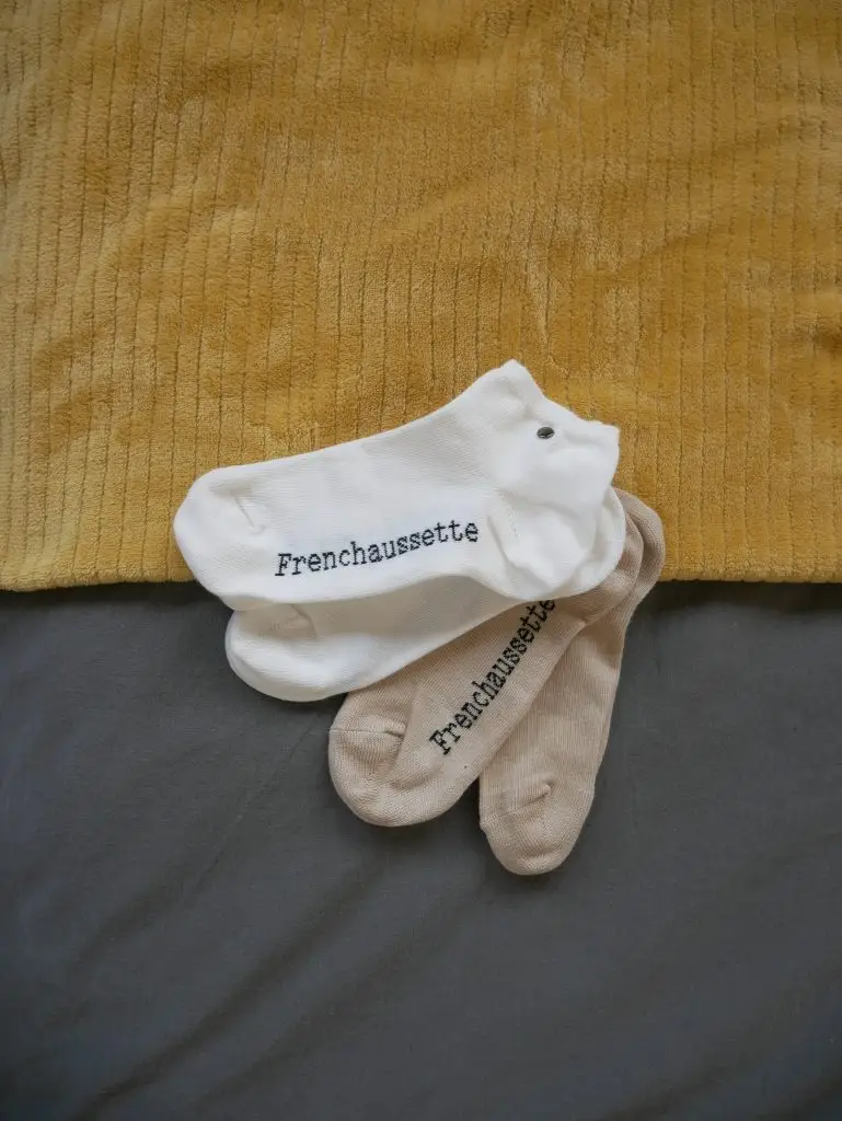 Chaussettes avec bouton pression